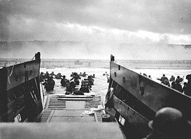 U.S. Soldiers at Omaha Beach, D-Day, WWII